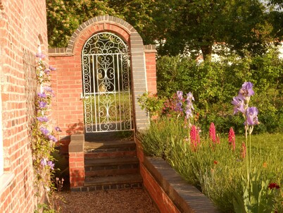 A rural retreat. Great for family holidays and get-togethers.