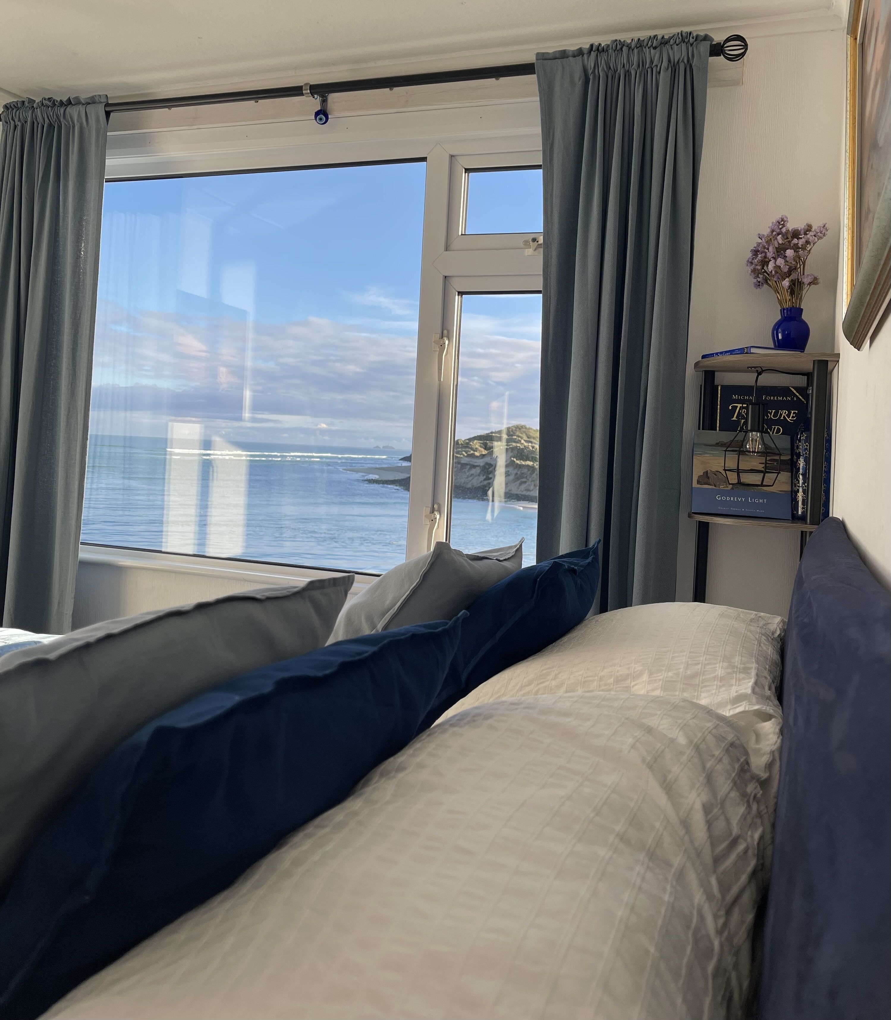 2 bedrooms, iron/ironing board, travel cot, free WiFi