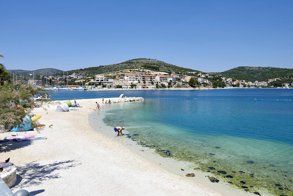 Beach - EXPERIENCE of VACATION Holiday Home Presencia (Gustirna)