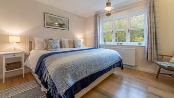 4 bedrooms, Internet, bed sheets