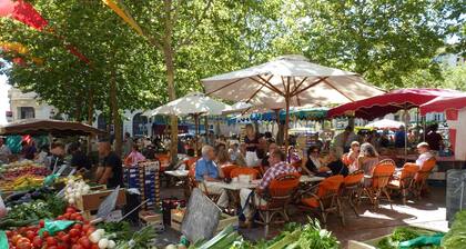 Maison bien équipée au pied de la cité médiévale avec garage, Wifi & 2 salles d'eau