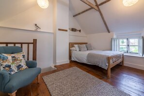 3 多间卧室、上网接入、床单