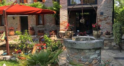 Appartement B & B dans une maison en pierre d'origine du XIXe siÚcle, dans les Collines Euganéennes