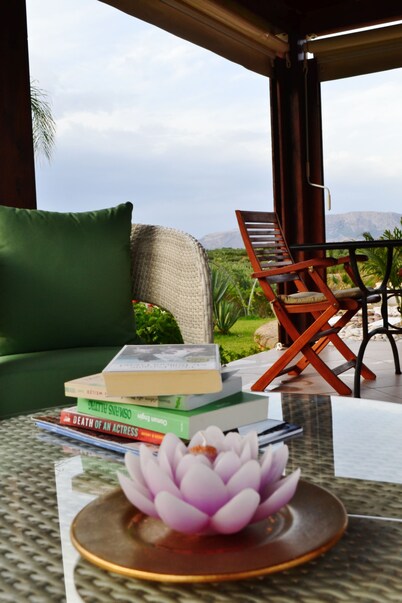 EUGENIO VILLA WITH PRIVATE POOL  