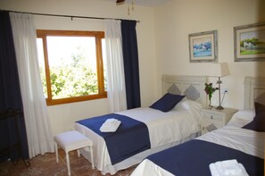 4 bedrooms, in-room safe, iron/ironing board, free WiFi