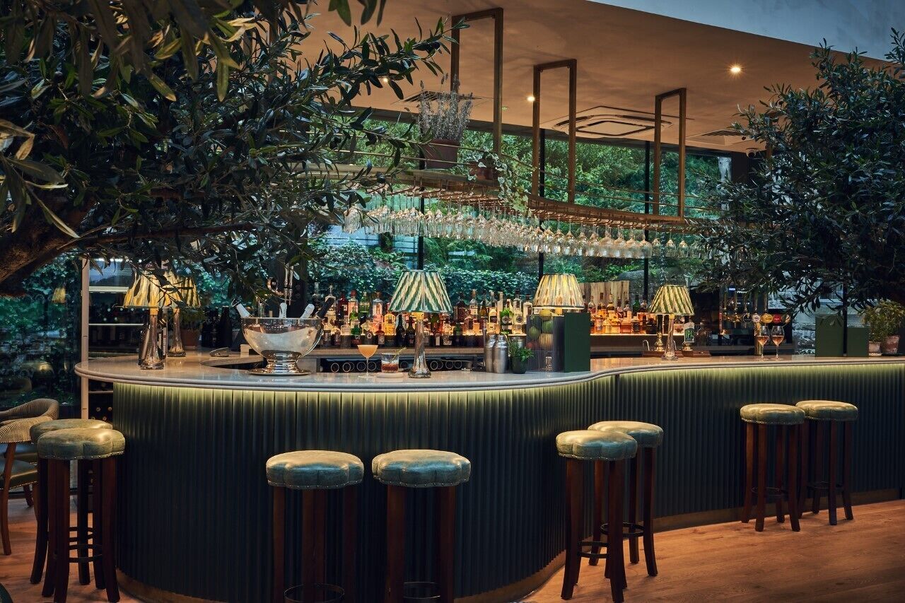 Bar (in der Unterkunft)