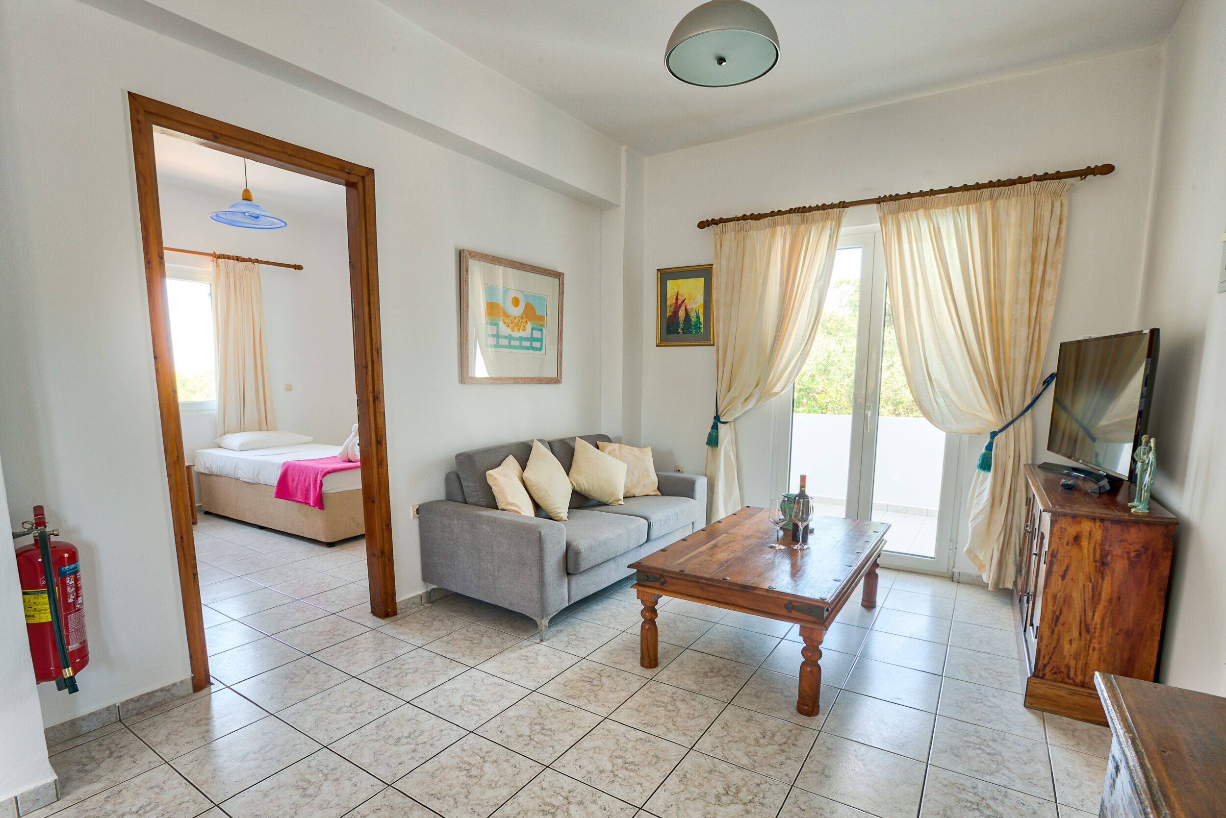 Smart-tv, boeken, een muziekbibliotheek en een filmbibliotheek