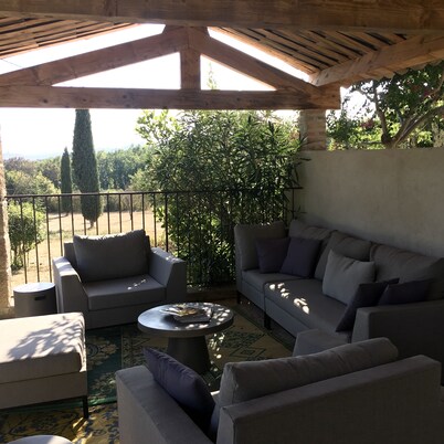 Character Mas - Authenticity, Charm & Comfort - up to 12 people