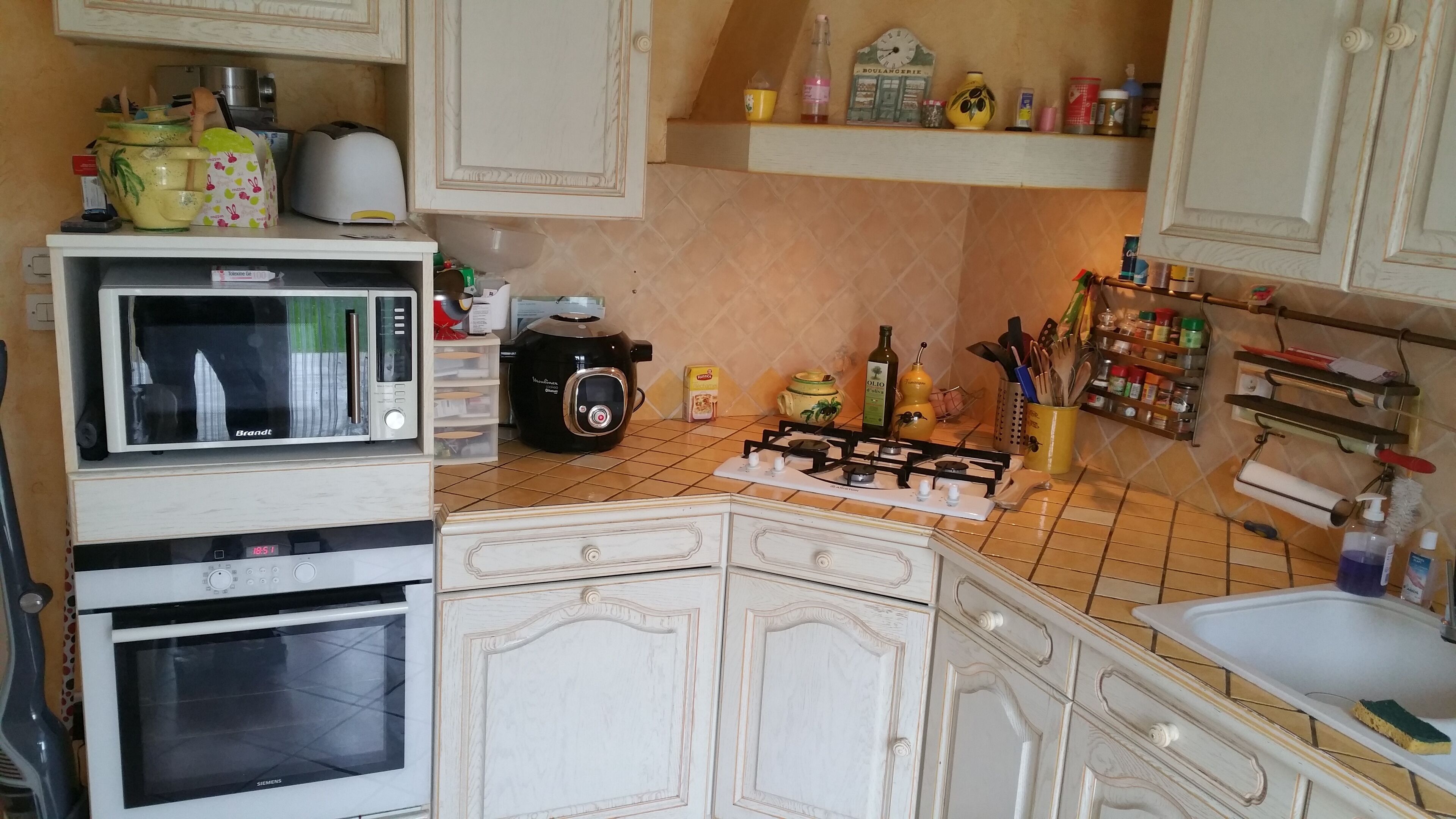 1, 2 or 3 bedrooms in house near Groupama Stadium Lyon Decines Meyzieu