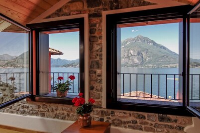 Casa Mara: the Great Beauty of Varenna - Lakefront Haven, Stunning Views [A/C]