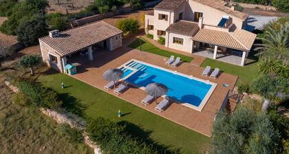 LENTO JA RELAX KENTTÄLLÄ JA LÄHELLÄ ILMAINEN WIFI-RANNALLA JA YKSITYINEN uima-allas