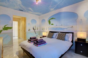 4 bedrooms, iron/ironing board, free WiFi, bed sheets