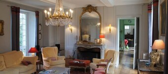 Grande maison, confortable, en bord de mer, tennis, voile, golf, musée, ...