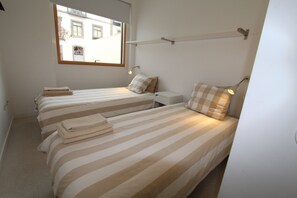 2 habitaciones, tabla de planchar con plancha y wifi gratis 