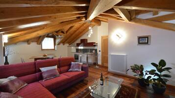 Smart-TV, Videospiele, DVD-Player, Bücher