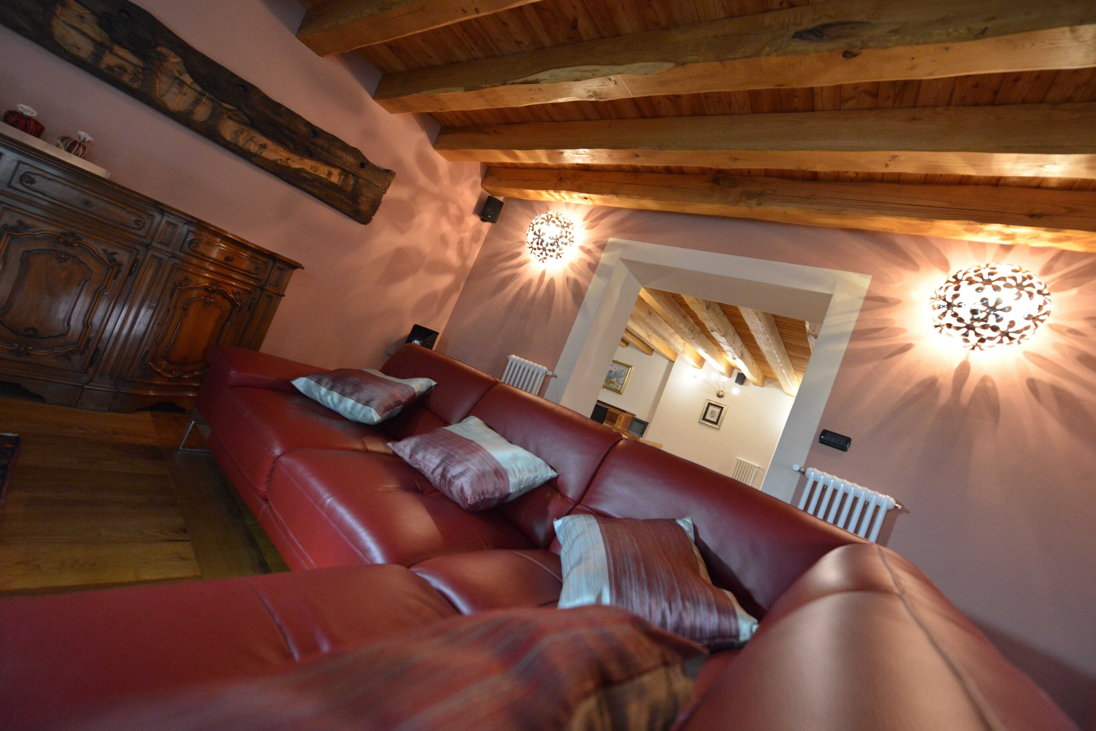 Mountain villa for families / groups (4-16 guests)