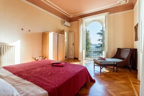 4 bedrooms, iron/ironing board, travel crib, WiFi