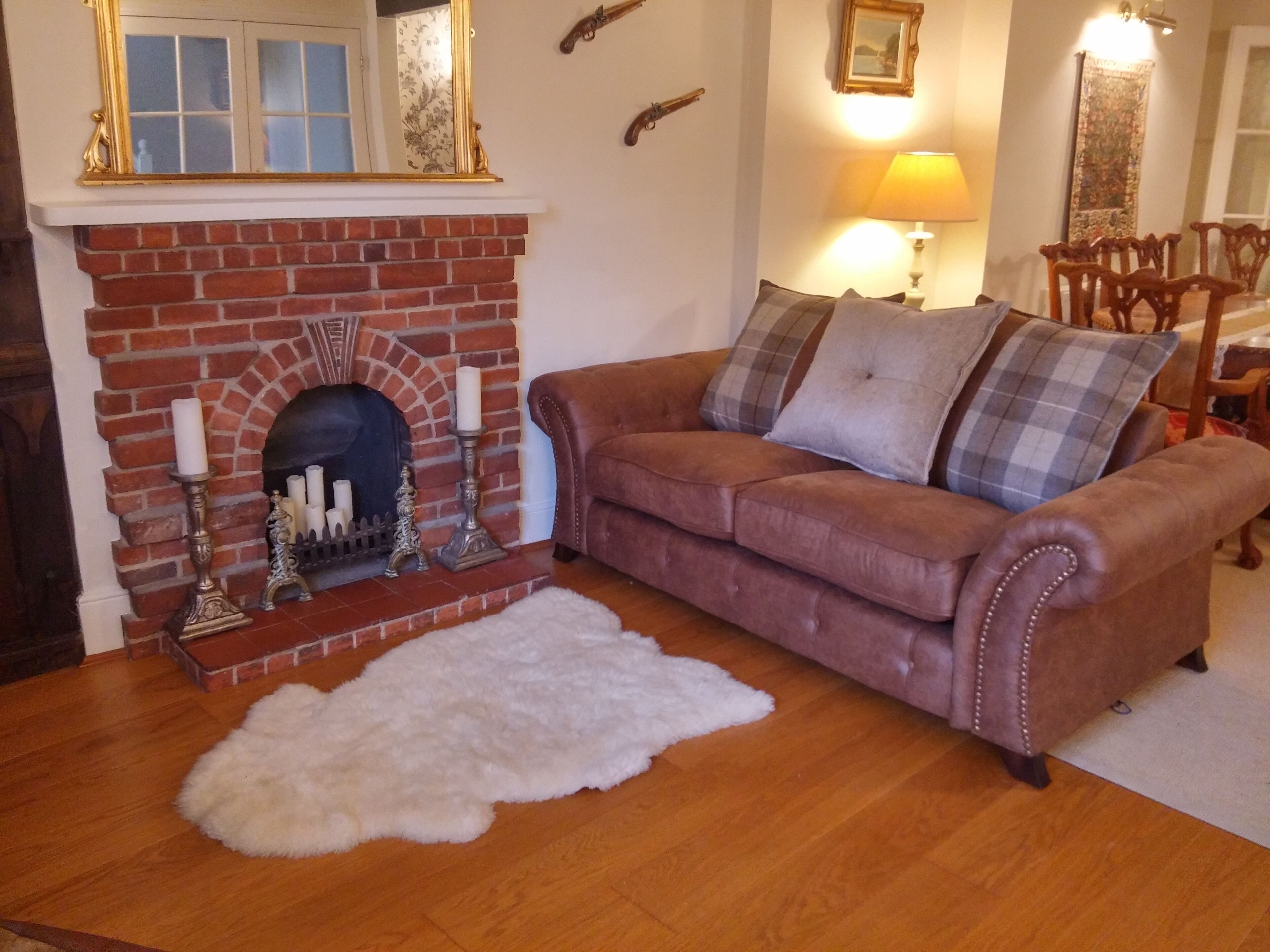 TV, fireplace, DVD player, books