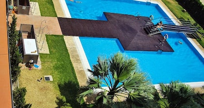 GOLETA ALMERIA: POOL, PADEL, ERHOLUNGSBEREICH. Wifi, Garage.