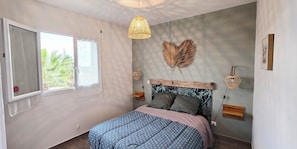 2 bedrooms, iron/ironing board, travel crib, free WiFi