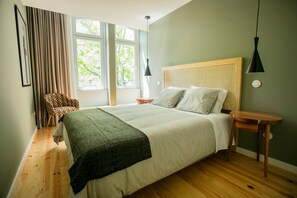 4 Schlafzimmer, Bügeleisen/Bügelbrett, WLAN, Bettwäsche