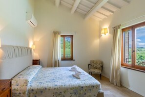 5 bedrooms, WiFi