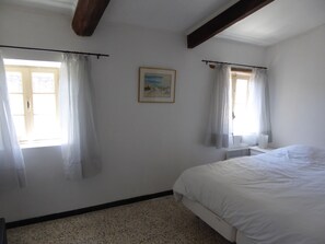 2 soveværelser, strygejern/strygebræt, gratis Wi-Fi, sengetøj