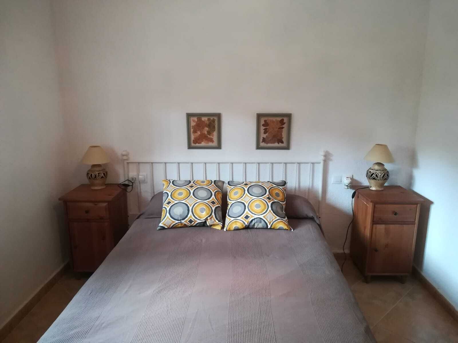 3 Schlafzimmer, Schreibtisch, Bügeleisen/Bügelbrett, kostenloses WLAN