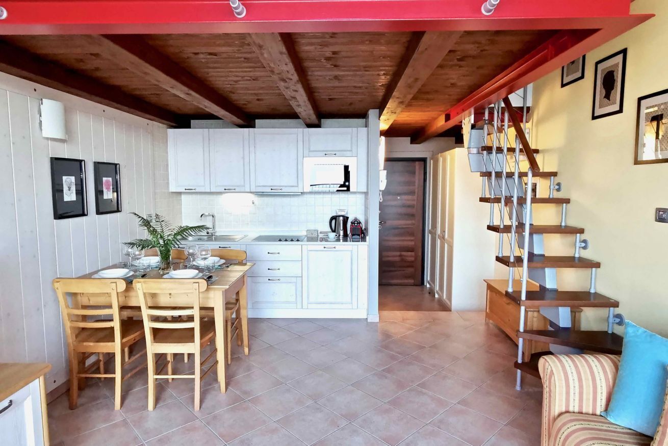 Refrigerador, microondas, parrilla de estufa y lavavajillas 