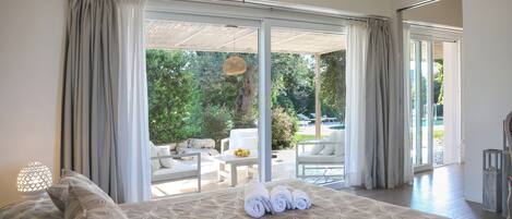 4 Schlafzimmer, Bügeleisen/Bügelbrett, kostenloses WLAN, Bettwäsche