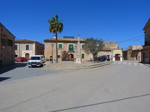 Exterior - House in Biniali; Village in the Heart of Mallorca. With wiffi and TV / Satellite. (Biniali - Illes Balears-)