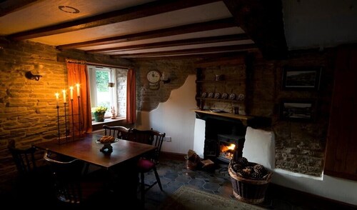 Romantic Holiday Cottage, Kington, Nr Hay On Wye, Welsh Borders Wales