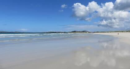Mullaghduff Thatched Cottage on the Wild Atlantic Way, near Kincasslagh, Donegal