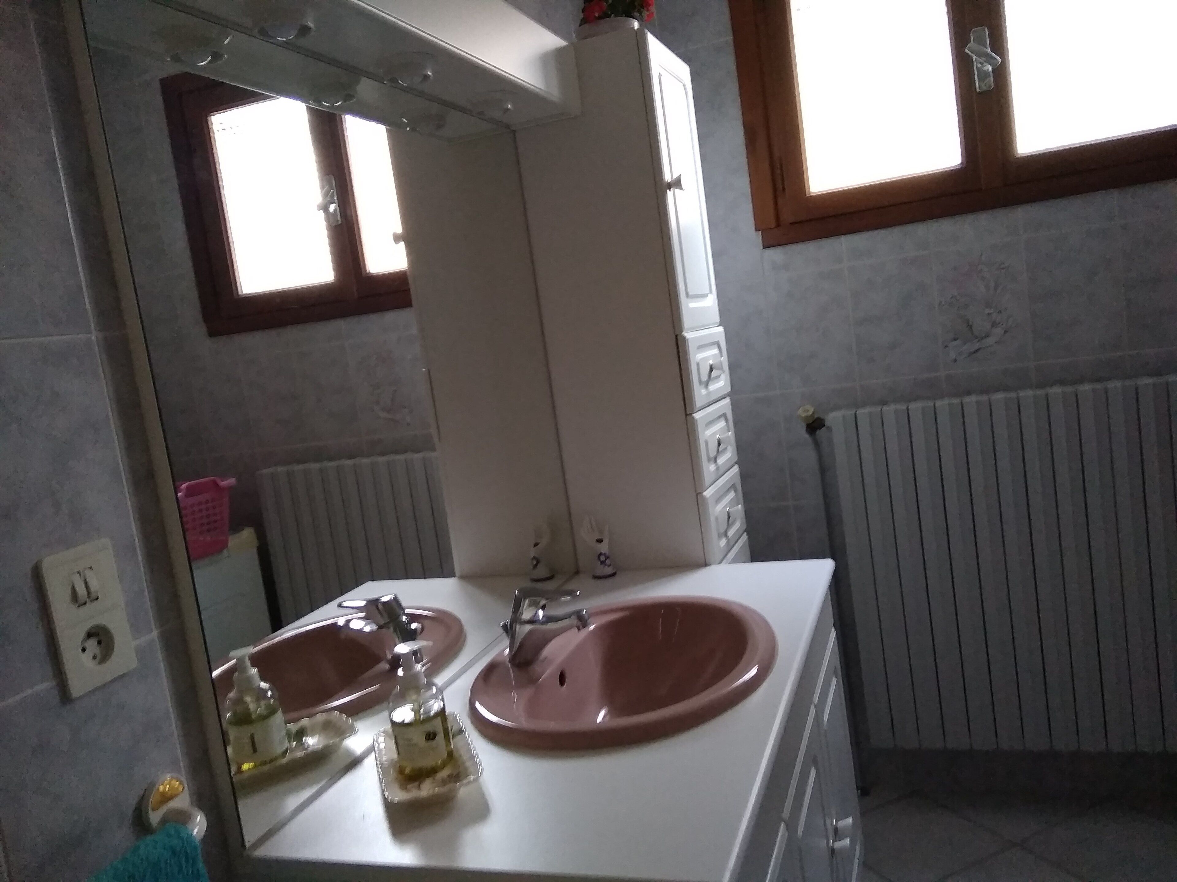 Furnished apartment ground floor of villa Guillestre