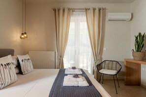 4 Schlafzimmer, Zimmersafe, Bügeleisen/Bügelbrett, Reisekinderbett