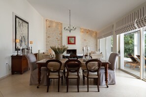 Dining - Levantes Luxury Home - Nature Inspired, Pool & BBQ (Rethymno)