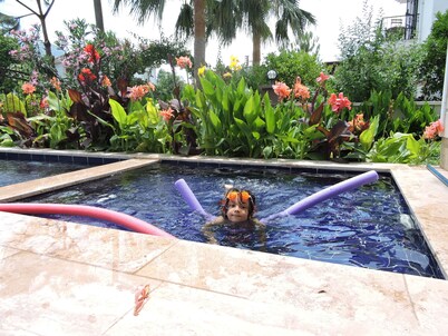 Villa Hadigari with private pool/children pool/ jacuzzi and so reasonable price