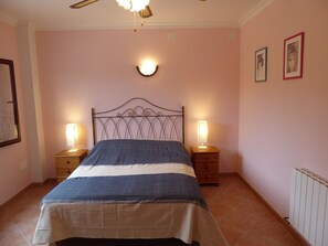 2 bedrooms, memory-foam beds, iron/ironing board, bed sheets