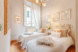 2 chambres, fer et planche à repasser, Wi-Fi gratuit