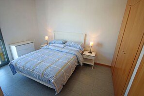 1 soverom, strykejern/-brett, wi-fi og sengetøy