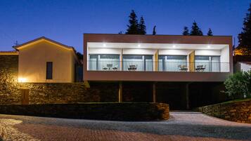 Pintu masuk hartanah