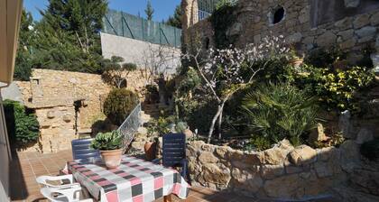 ROMEU: Talo allas + ilmainen WiFi + TV SATELITE -Costa BRAVA