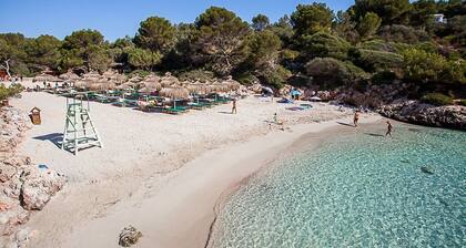 Maison rurale moderne et neuve avec une vue imprenable. Soleil et détente