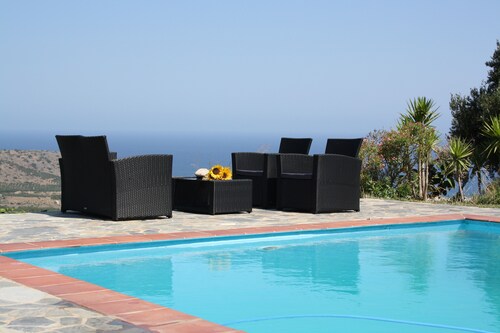 Villa "Iliothea" séjour privé, Milatos Crète, grande piscine, vue sur la mer jusqu'à 16 personnes