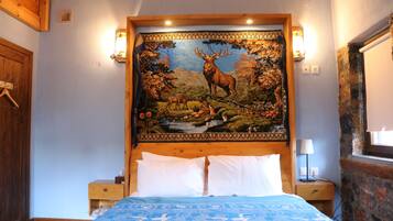 4 Schlafzimmer, Schreibtisch, schallisolierte Zimmer