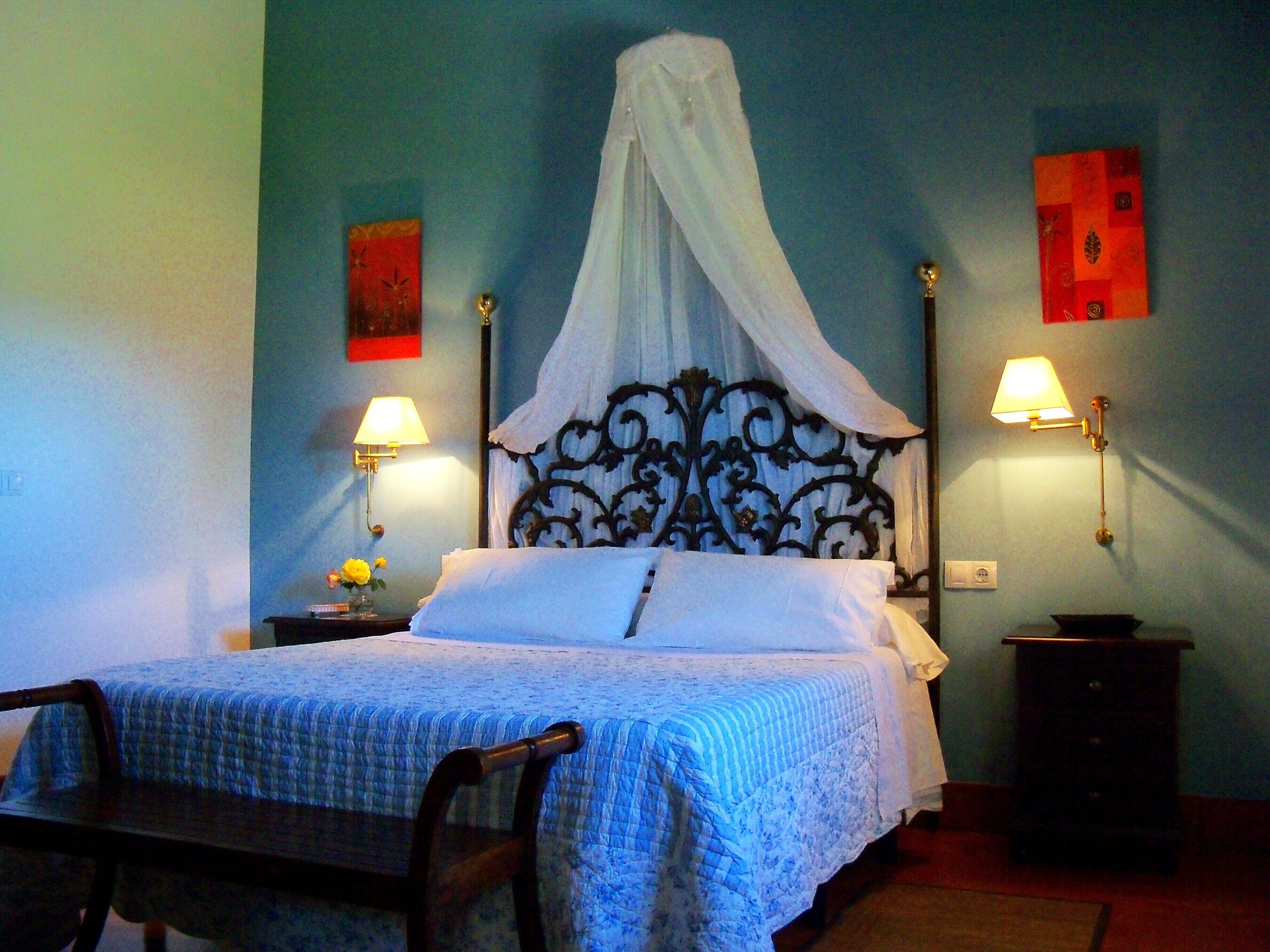 2 dormitorios, tabla de planchar con plancha, wifi gratis y ropa de cama