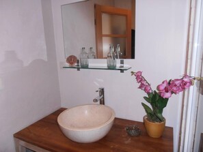 Douche, séchoir à cheveux