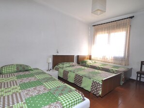 2 Schlafzimmer, Bügeleisen/Bügelbrett, Internetzugang