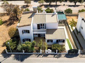 Exterior - Luxury Private Family Villa. Private Pool and South facing with Sea Views (Tavira)