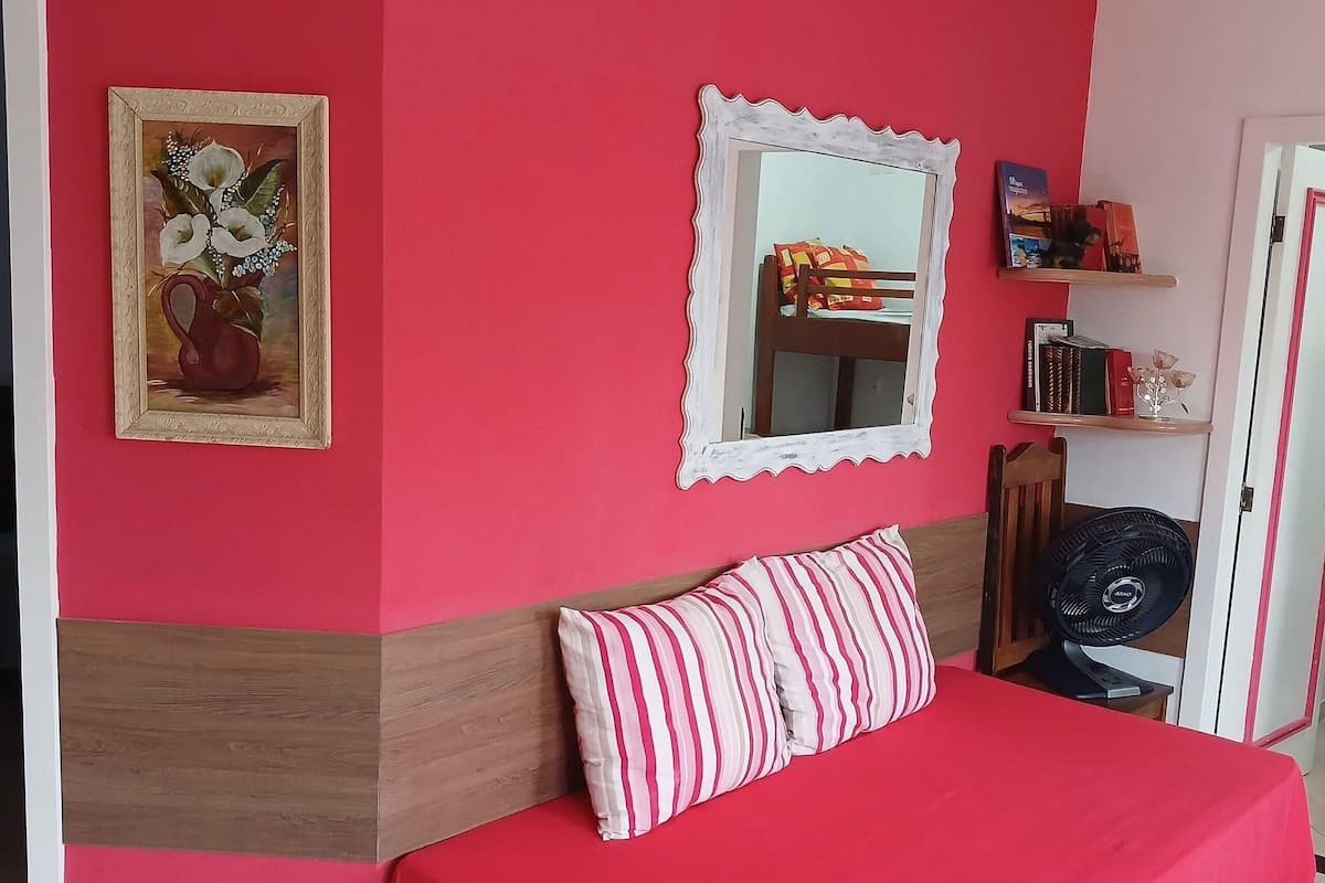 2 bedrooms, premium bedding, individually decorated